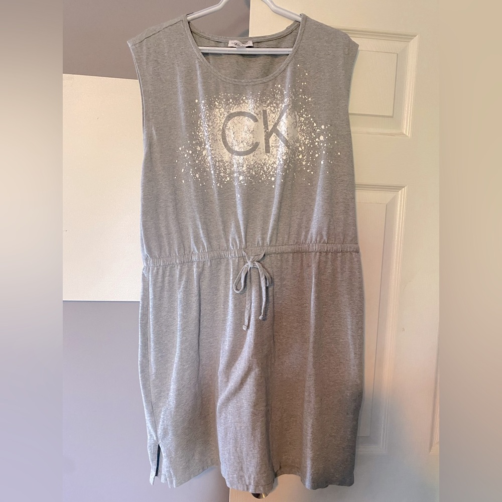 ‘Calvin Klein Above Knee Dress’ ☀️